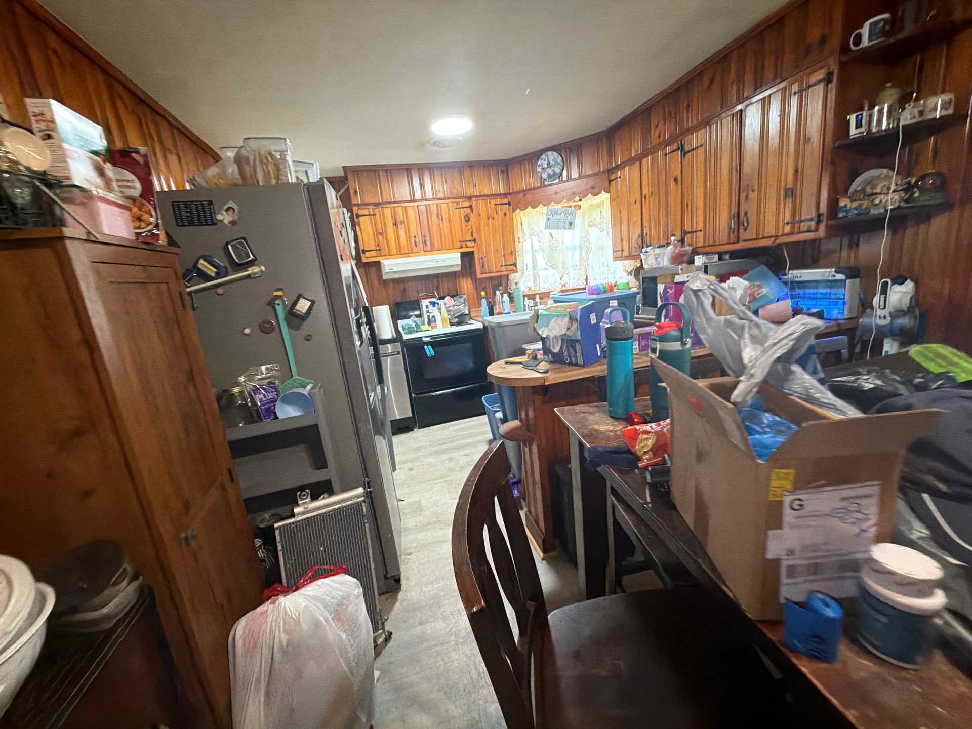 3bd/1ba home available in Bluff City! photo 3