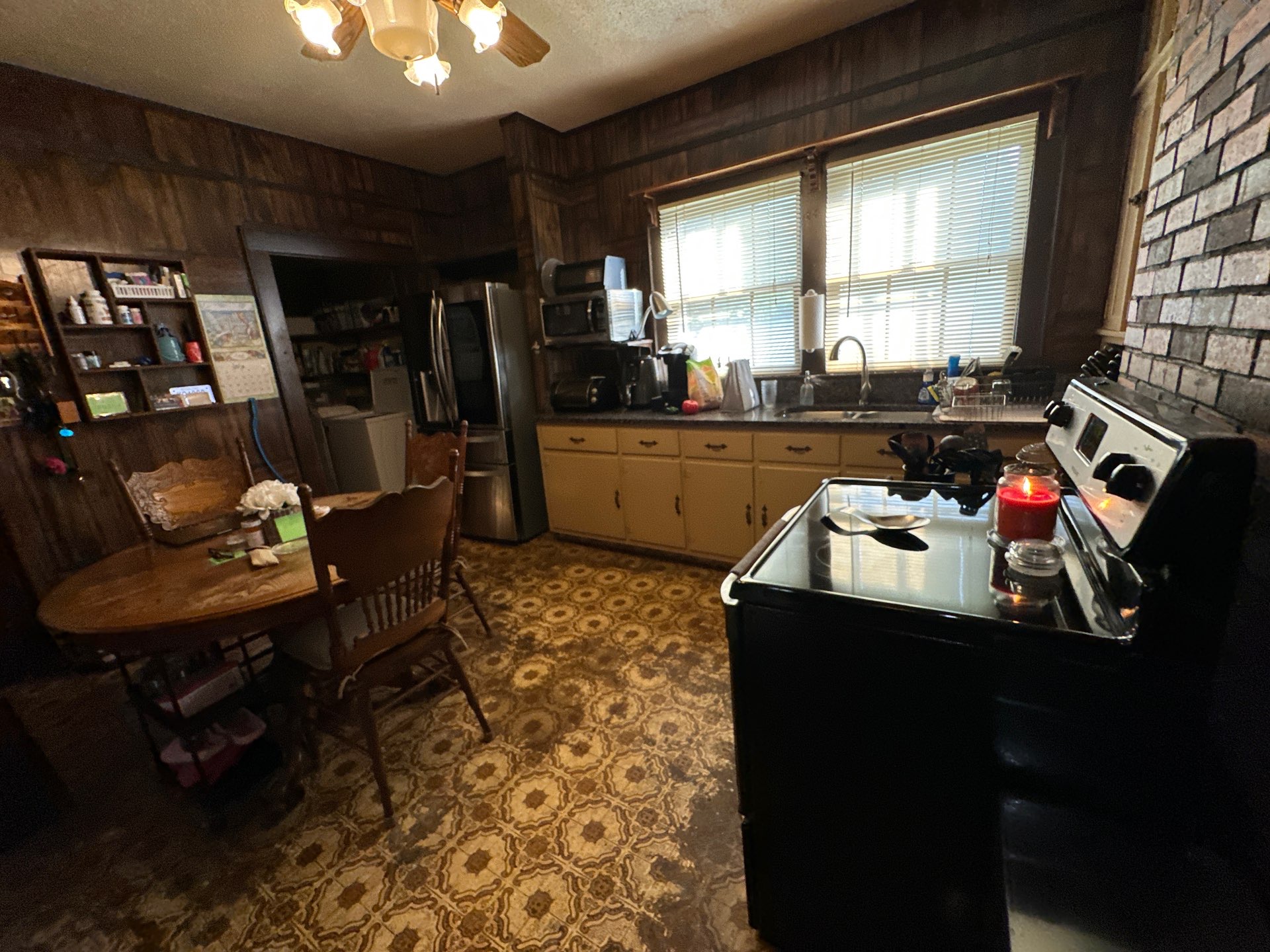 3bd/2.5ba all brick home available in Red Bank photo 5