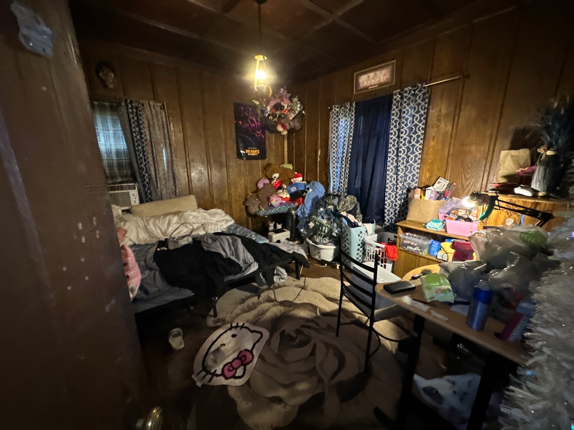 2bd/1bath Log Cabin home available in Whitwell, TN photo 2