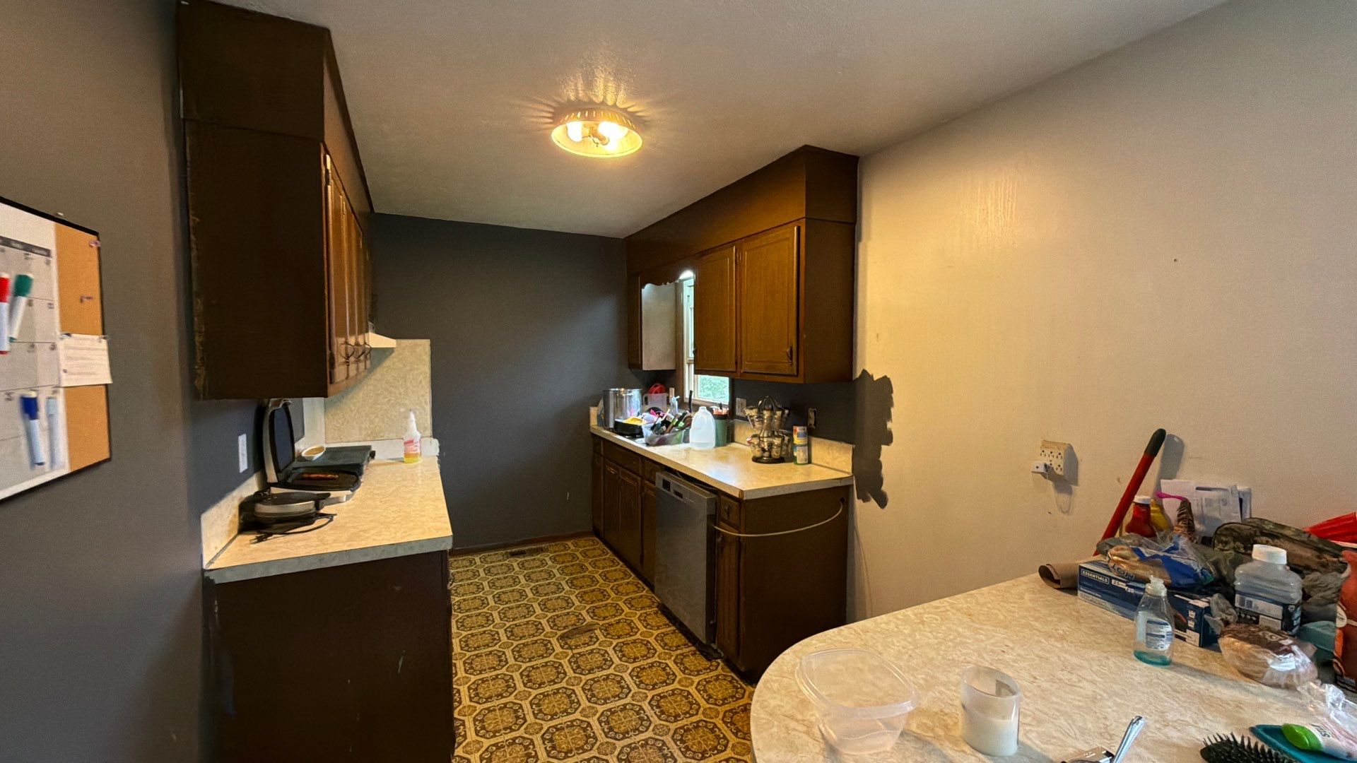 3bd/2.5ba home available in Kingsport photo 2