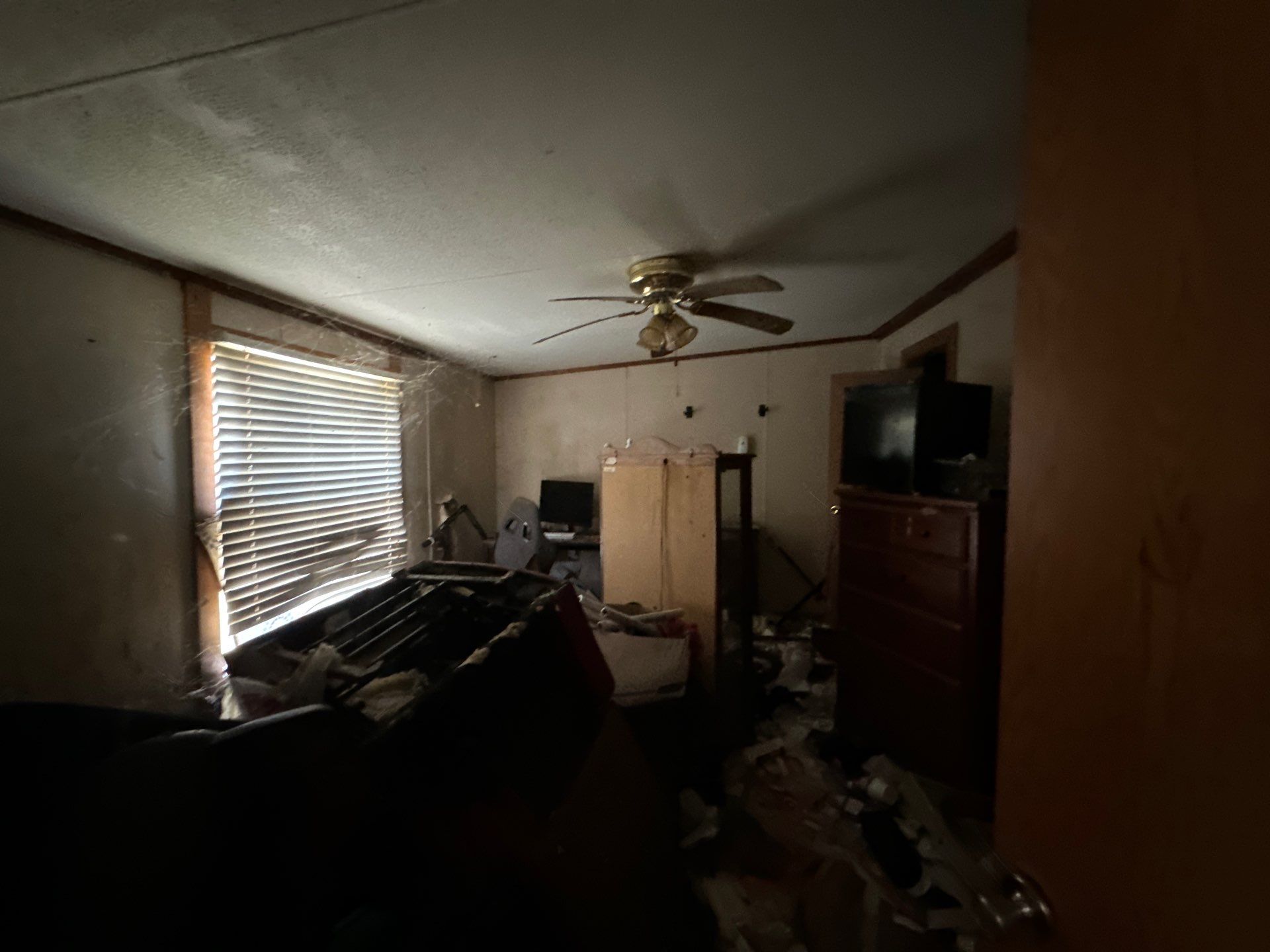 3bd/2bath Mobile on permanent foundation available in Chatsworth! photo 4