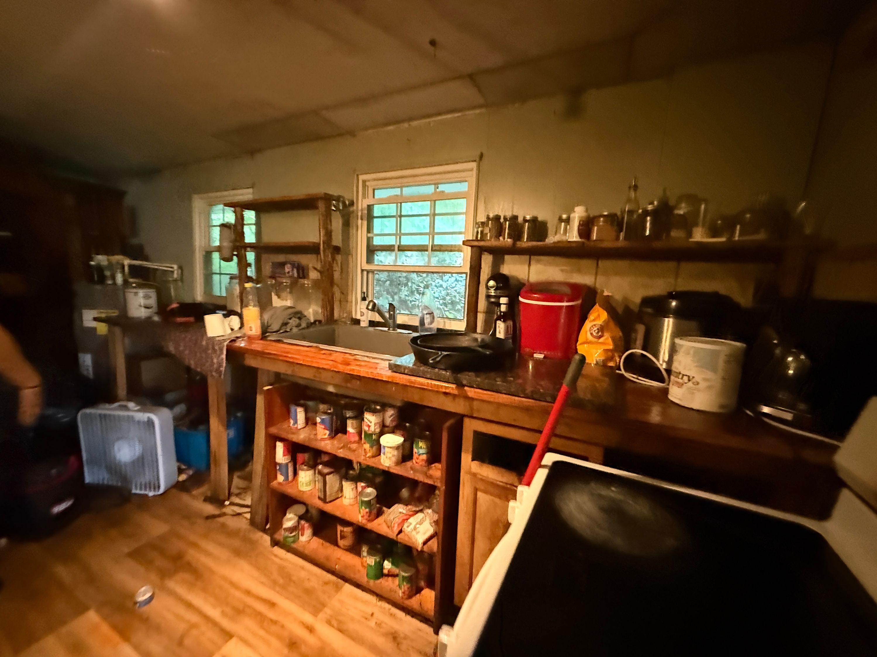 CHEAP 3bd/1ba home available in Washburn! photo 3