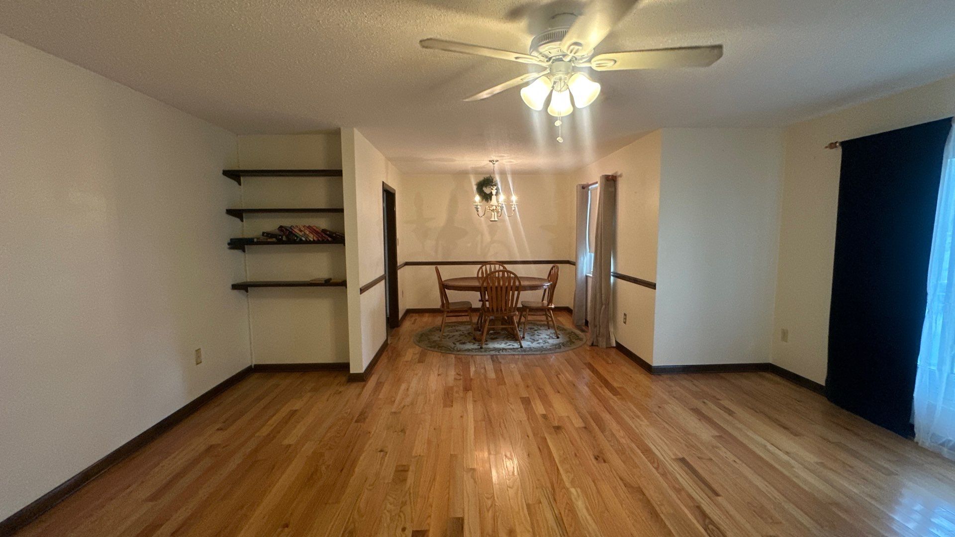 3bd/2ba home available in Powell! photo 3