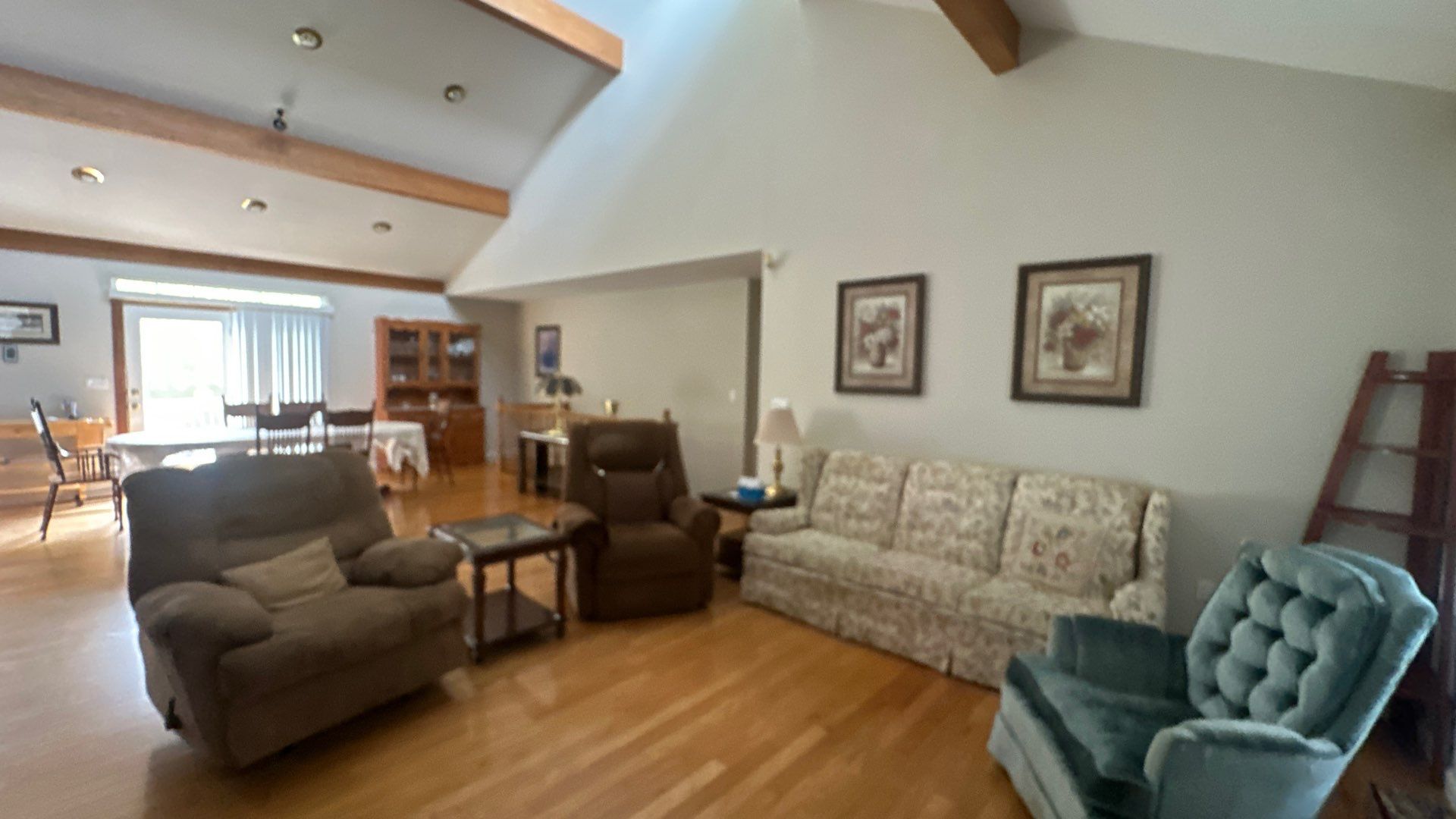 4bd/3.5ba home available  in Sevierville! photo 5